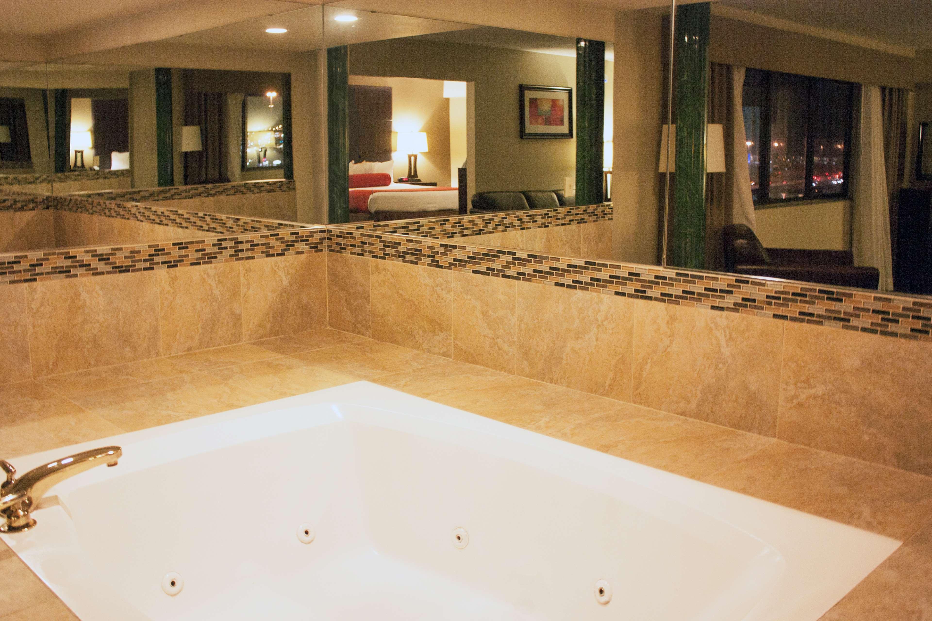 Comfort Inn & Suites Copley Akron Ngoại thất bức ảnh
