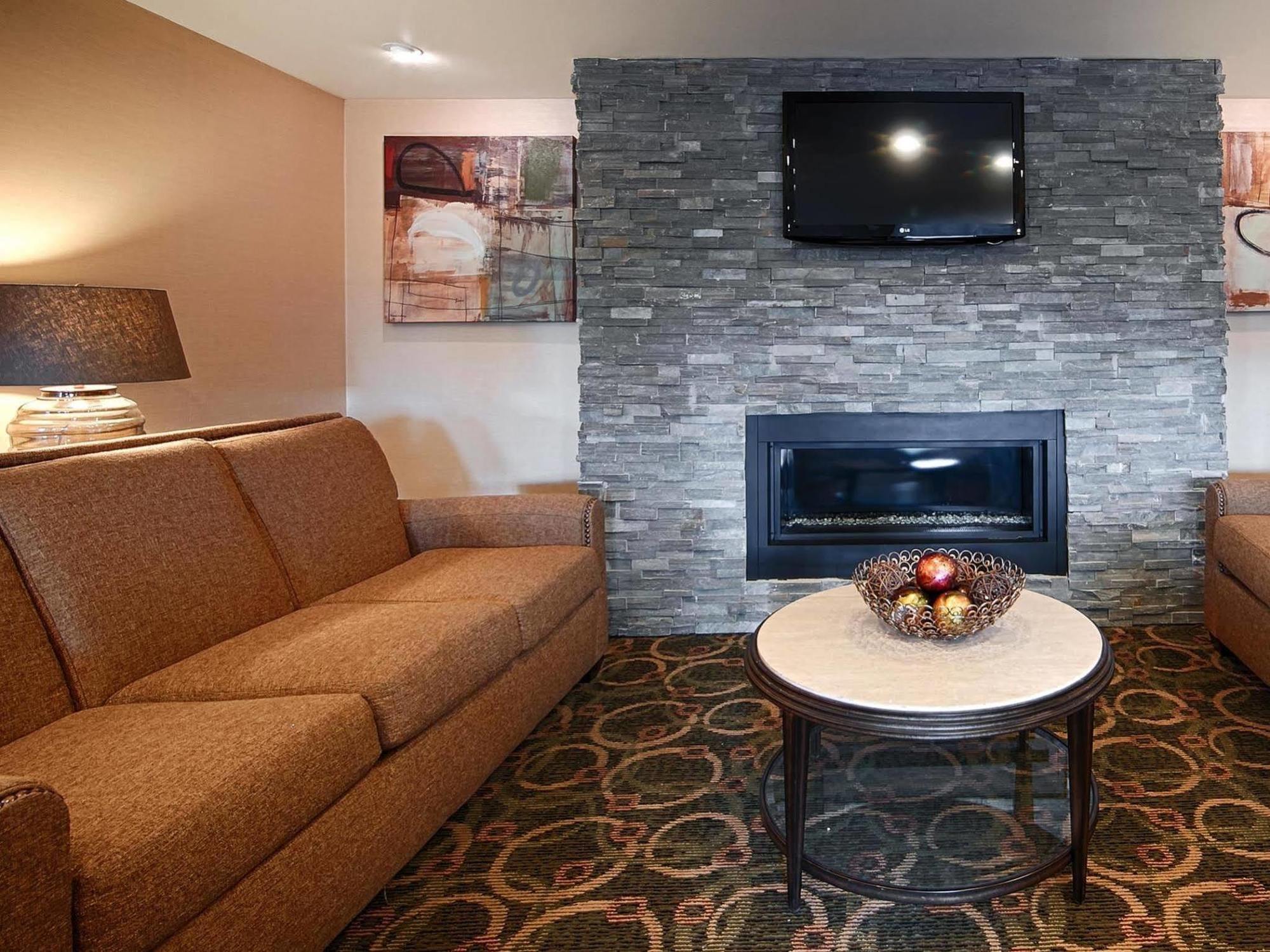 Comfort Inn & Suites Copley Akron Ngoại thất bức ảnh