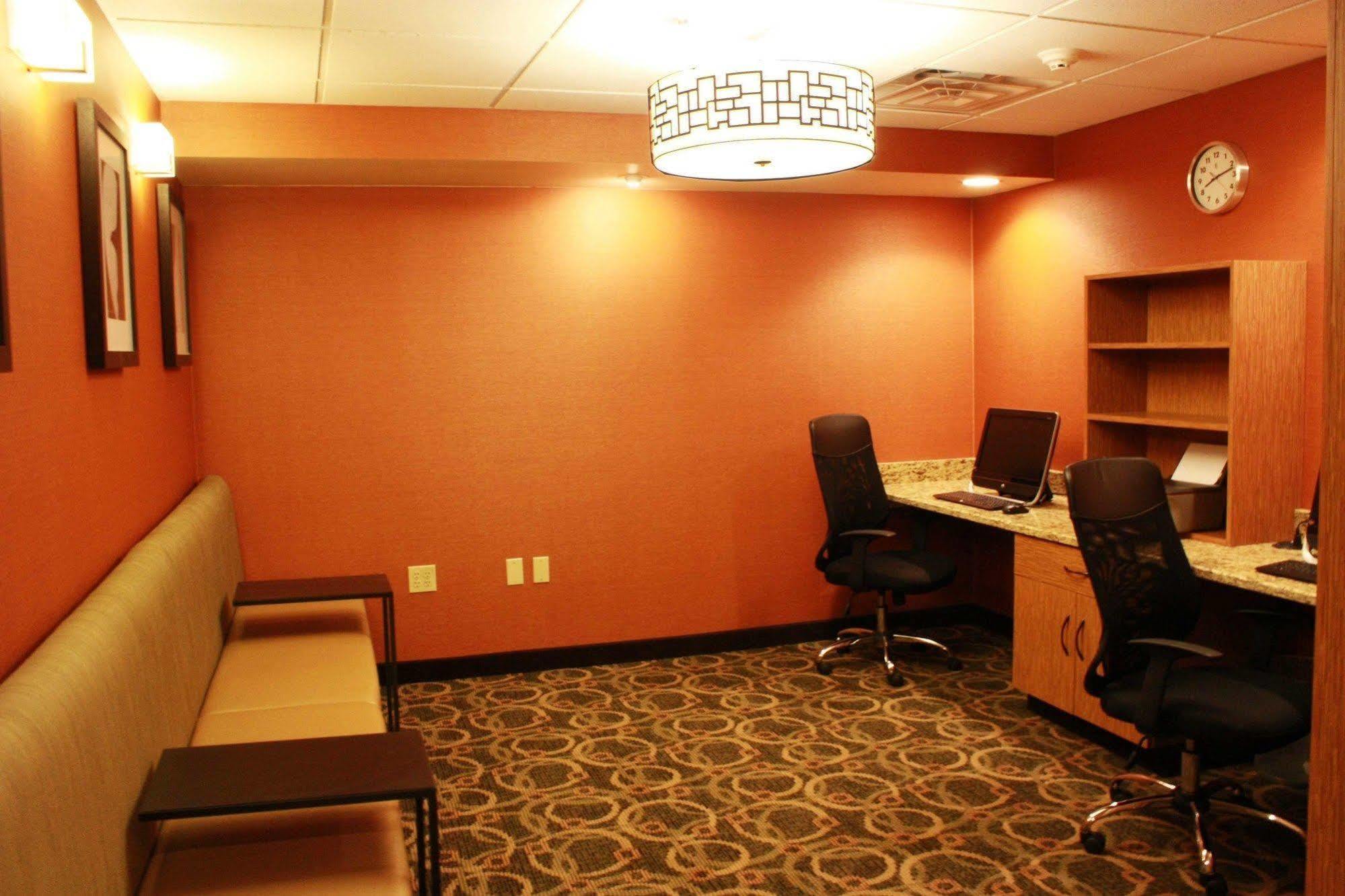Comfort Inn & Suites Copley Akron Ngoại thất bức ảnh